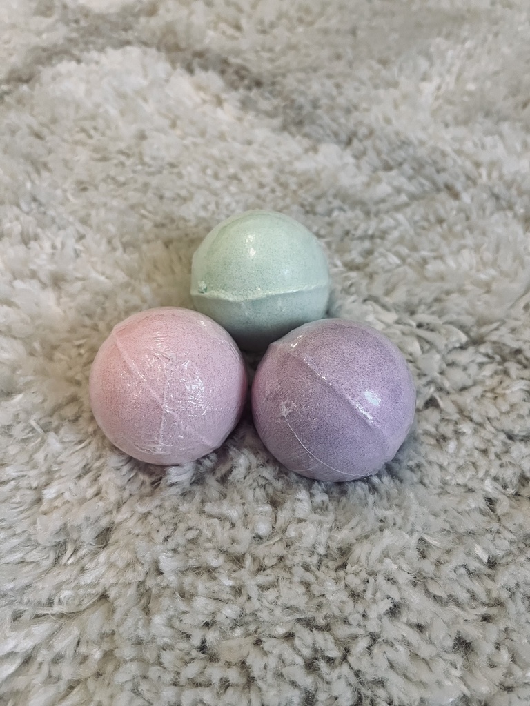 Scented Soothing Bath Fizzer (lavender & chamomile)